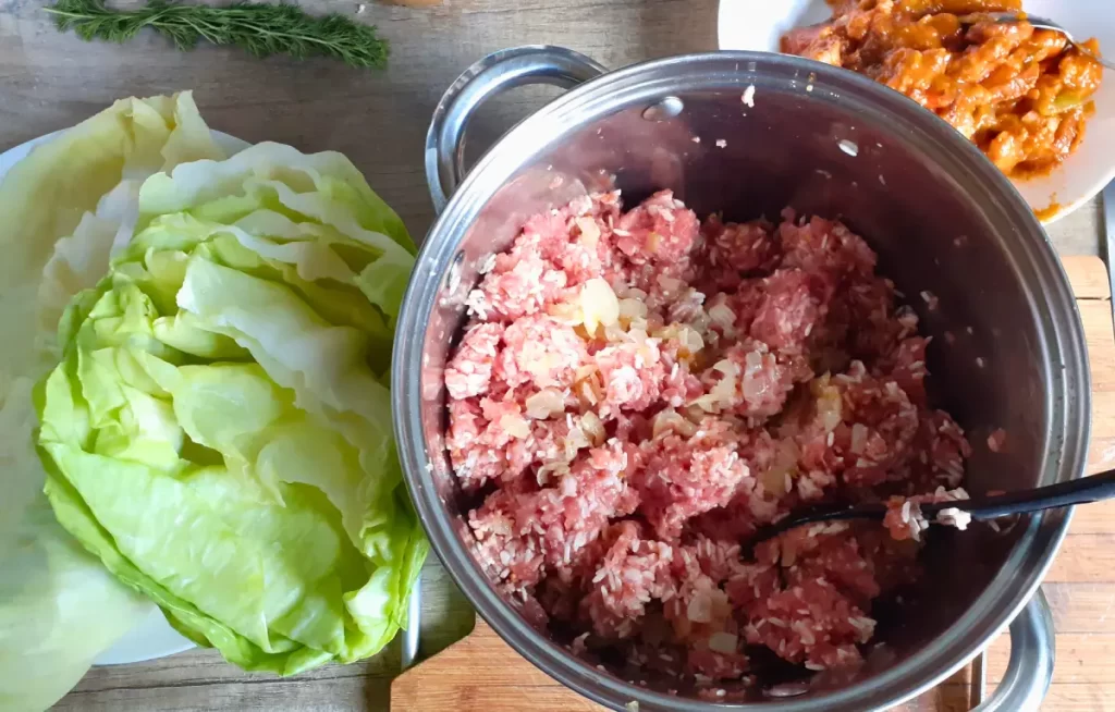 gołąbki mięso przygotowanie