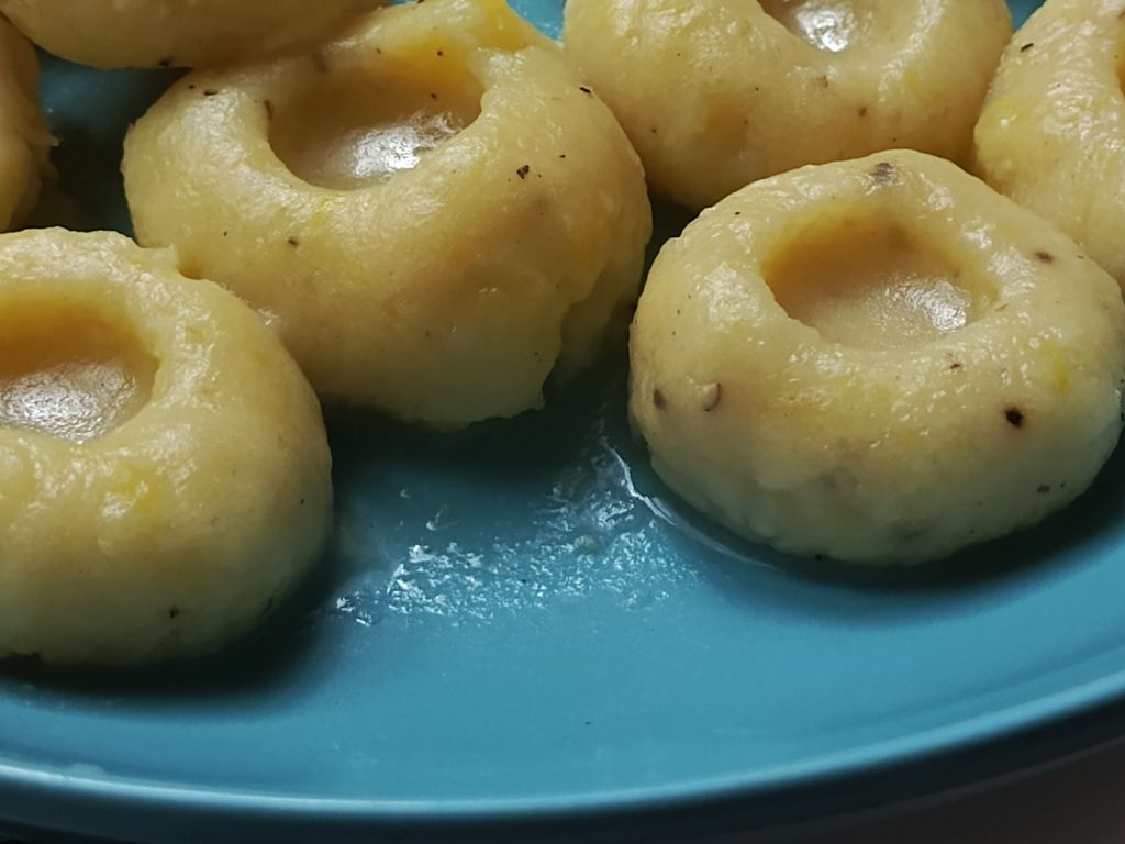 kluski śląskie w sosie pieczarkowym