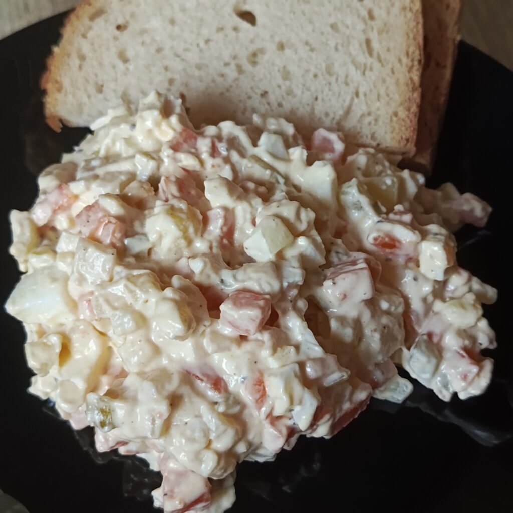 IMG 20250325 170304 079 1 sałatka jarzynowa