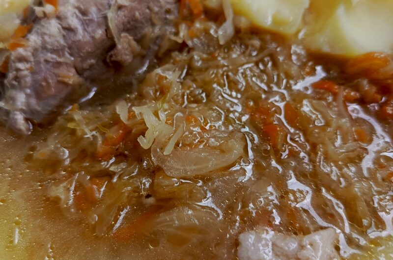 Kwaśnica na żeberkach