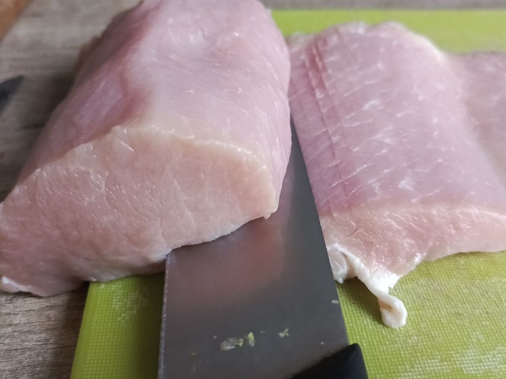 krojenie schabu na roladę