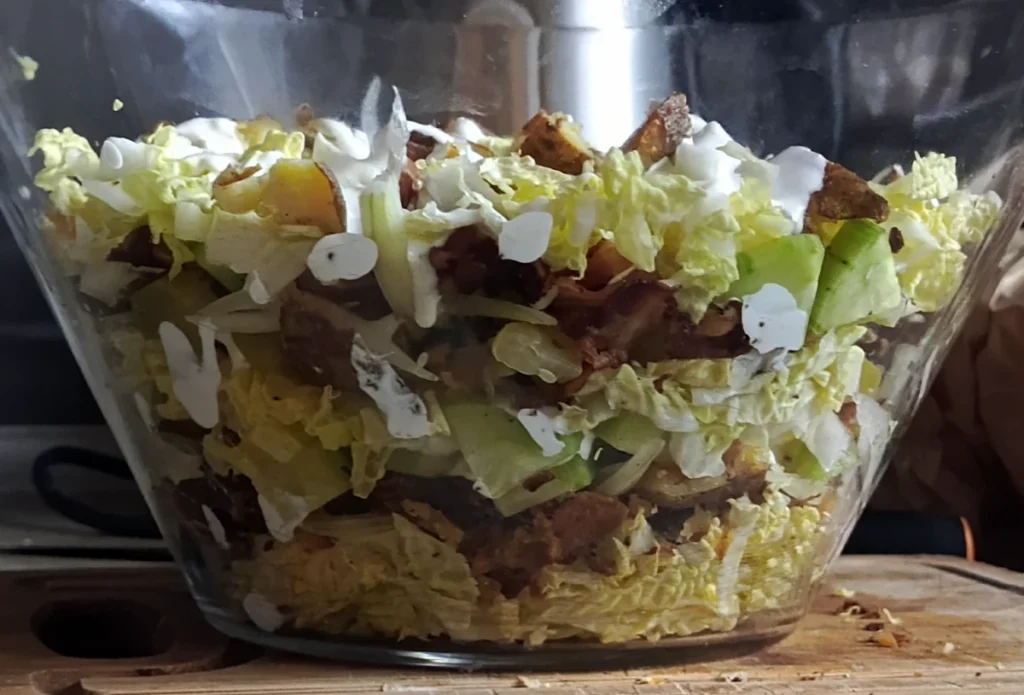 Sałatka z pieczonymi ziemniakami